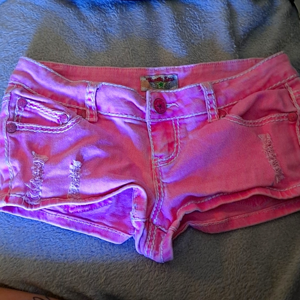 Hot Pink distressed stretch low-rise shorts size 0, 1, 25